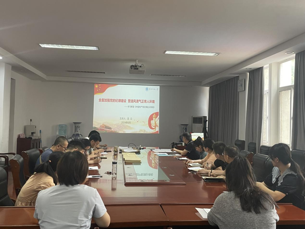 1811cb7068e74e25a34a2bd59629472d.png 1811cb7068e74e25a34a2bd59629472d.png